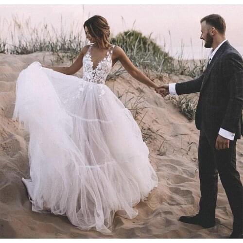 2021 Wedding Dresses Lace Appliques Bridal Gowns Backless Sheer Straps Beach Plus Size Wedding Dress Floor Length Robe De Soirée