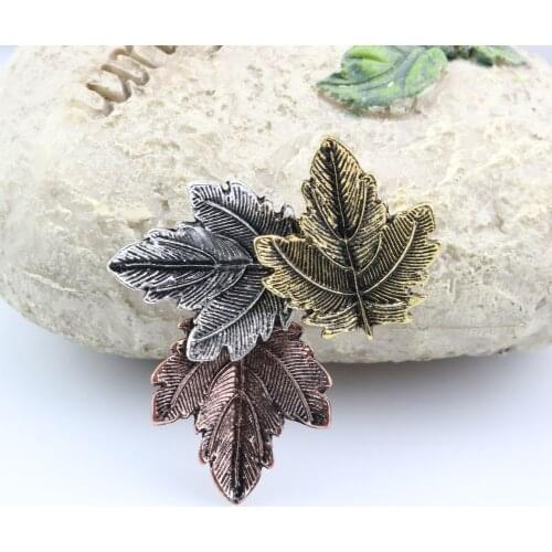 Vintage Broches Mujer Pin Maple Leaf Brooch Gold Color Brooches Pins Exquisite Collar For Women Dance Party Accessories