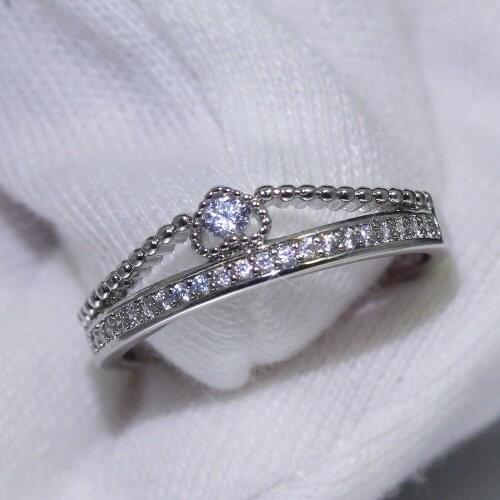 Women Ring Fashion Simple Cubic Zirconia Heart Ring Silver Plated Hollow Out Couple Wedding Ring Give Girlfriend Birthday Gift