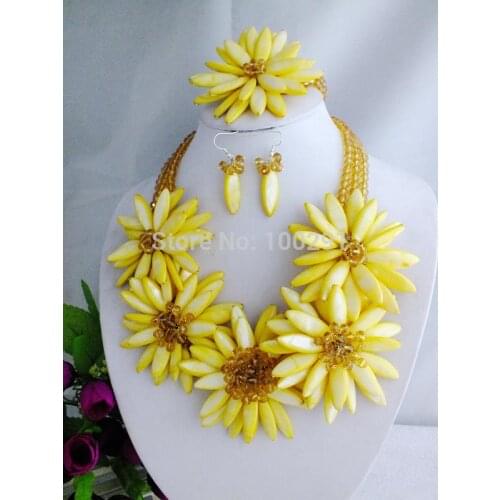 Newest!!! Fashion Yellow Crystal Shell Beads Flower Necklace Jewelry Set 20"