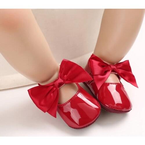 Newborn Baby Girls Crib Shoes Cute Bowknot Shoes Fleece Plush Warm Fall Winter Shoes Anti-slip Toddler Shoes First Walkers