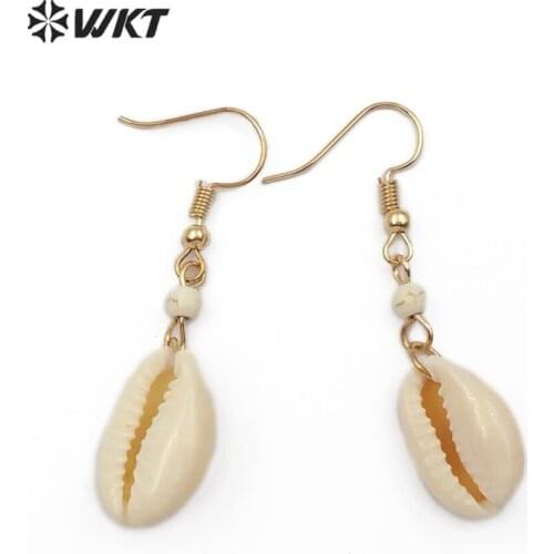 WT-E503 Natural Cowrie Shell Earring White Color Sea Shell Pendant With Tiny Gem-stone Beads Charm Boho Style Shell Jewelry