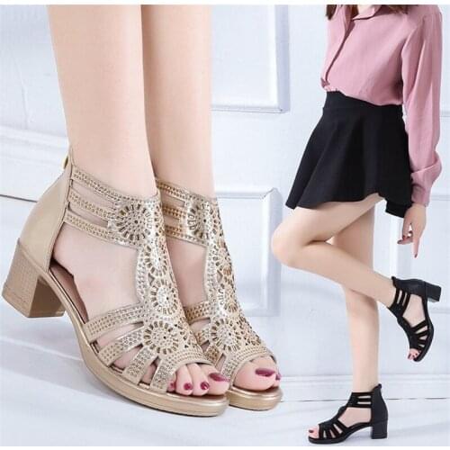 Sandals ladies hollow breathable, thick heel mid-heel fish mouth high-heeled shoes with rhinestones ,2021 summer new style,apat