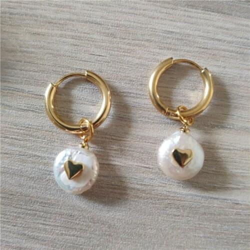 Natural freshwater pearl bead chic tiny gold heart charm dangle pendant charms stainless steel hoop earring for women