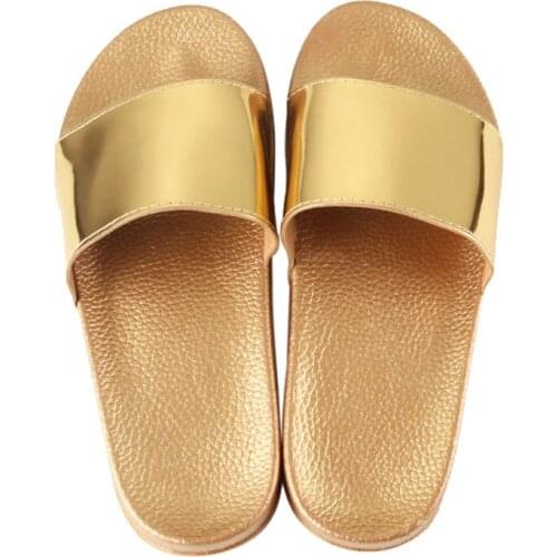 Wanita glossy sandals Musim Panas Fashion Kulit Sintetis Sandal Jepit indoor and outdoor Kamar Mandi anti-skid sandals Tebal Man