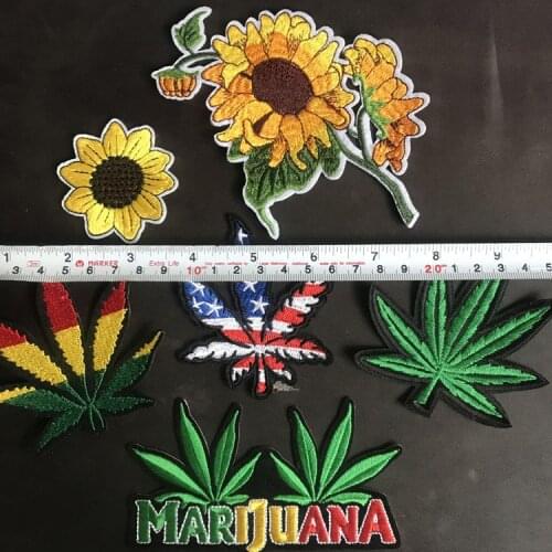 Fine Embroidered Sun Flower Patch for Clothing Sew Iron On Stickers Sunflower Leaf Flags Appliques Plants Garment Decor Parches