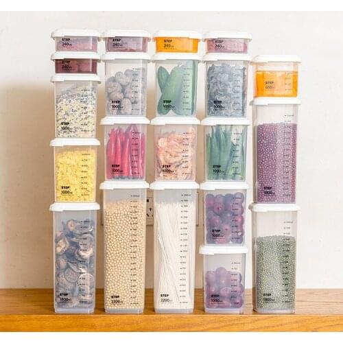 Kitchen miscellaneous grain storage tank with scale transparent refrigerator sealed tank storage tank plastic fresh-keeping box