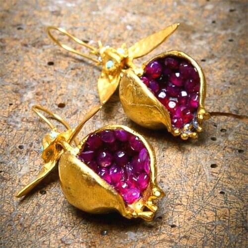 Vintage Fruit Red Pomegranate Gold Color Hook Earrings Pomegranate Design Earrings for Women Fashion Jewelry