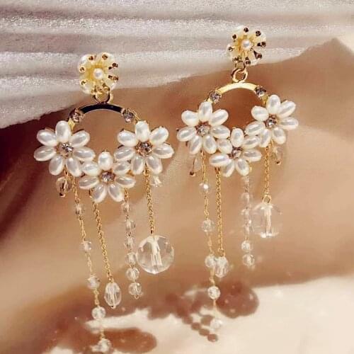Korean Fashion Crystal Flower Petal Drop Earrings Mujer Moda Elegant Pearl Tassel Pendientes Holiday Jewelry
