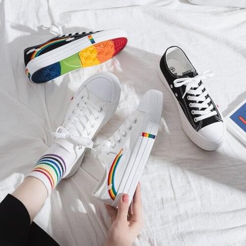 Fashion Rainbow Print Canvas shoes For Women Summer Casual Sneakers Student Casual Shoes Woman Vulcanize Shoes 2021 Spring