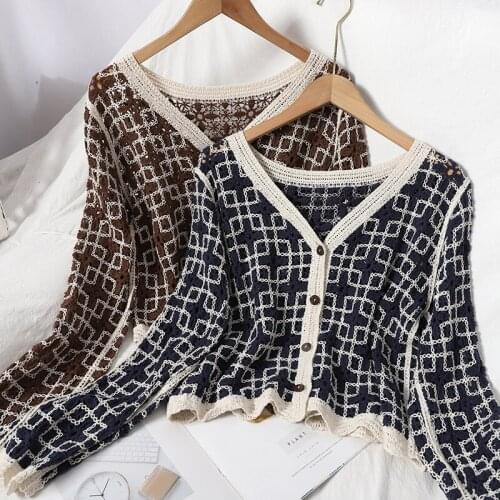 Fashionable Color Contrast Plaid Jacquard Hollowed Out Cardigan Winter Wear Korean Thin V-neck Short Knitted Top