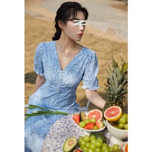 Large Size Floral Dress Design Sense Summer New MM French Thin V-neck Platycodon Elegant Chiffon Folds Country Style Skirt