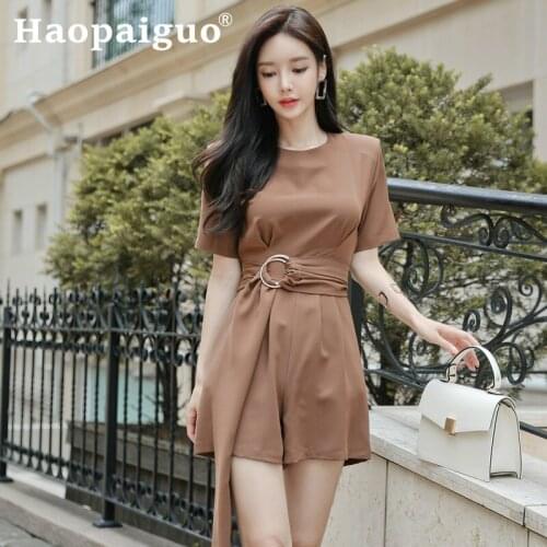 Womens Jumpsuit Solid Female Rompers Belt Pocket O-Neck Short Wide Leg Straps Short Sleeve Summer Fashion Beach Womens Jumpsuits