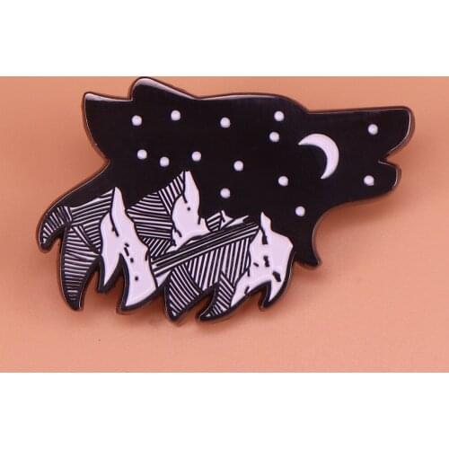 Mountain wolf enamel pin star moon brooch night sky howling wolf badge nature animal jewelry