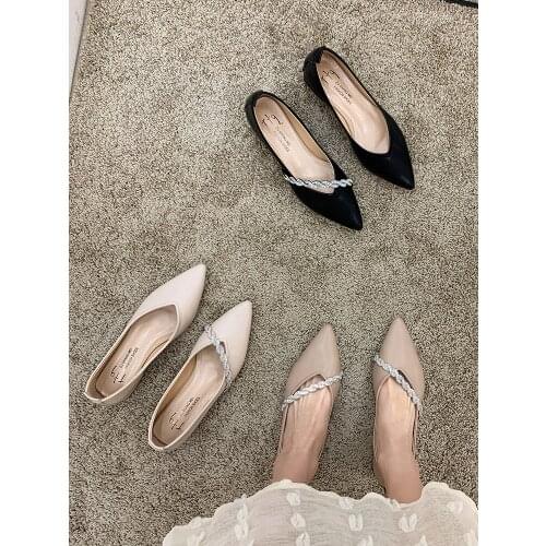 Womens shoes spring 2021 new fashion shallow mouth flashing drill pointed thick heel low heels