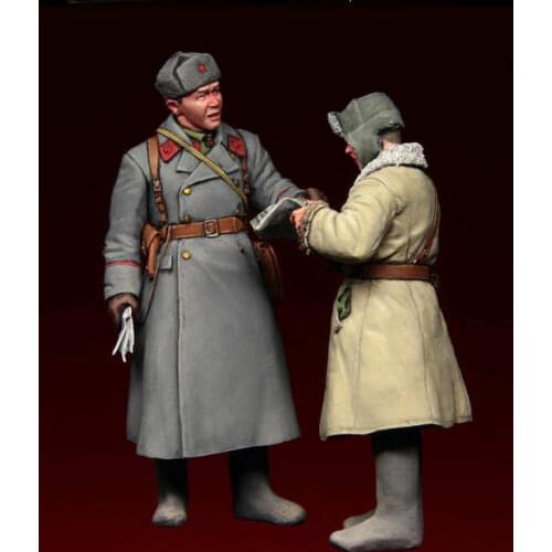 1/35 model kit resin kit World War II Soviet armored officer officer