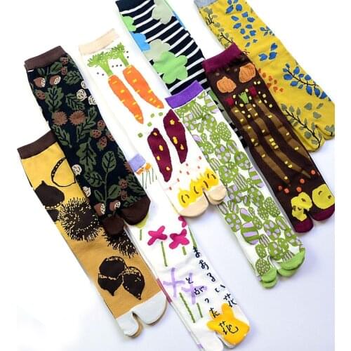 Women Cute Cartoon Cotton Two Toe Socks Japanese Style Jacquard Split Toe Socks Flowers Art Middle Tube Tabi Sock