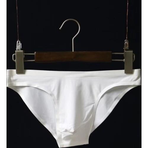 1 pcs of Mens Fashion Underwear Seamless Briefs Ice Silk Low Waist Seamless Quick-drying Fashionable Sexy Exotic Underwear Set