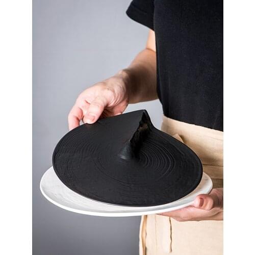 Ceramic matte western plate steak plate dessert sushi flat plate hotel restaurant artistic conception plate shaped tableware