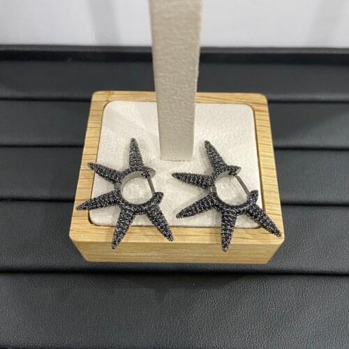 SLJELY Fashion Real 925 Sterling Silver Black Small Five Spike Earrings micro Cubic Zirconia Women Fine Brand ARCHI NOIR Jewelry