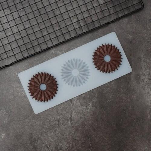 Ruffled Round Shape Chocolate Stencil DIY Zigzag Edge Circle Chocolate Chip Cake Decorating Silicone Mold Chablon