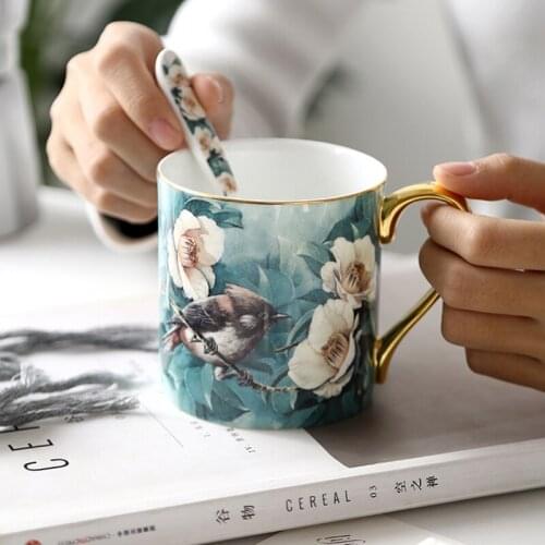 Nordic Ins Gold Circled Mug With Lid Spoon Light Luxury Creative Personality Trendy Water Cup Household Ceramic Coffee Mug