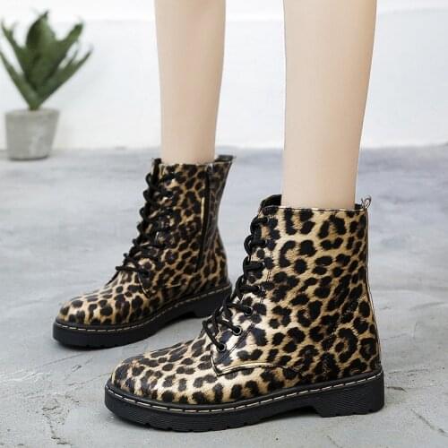 Martin Boots Women 2021 New Fashion Casual High-Top Boots Thick-Soled Trend Leopard Print All-Match Sports Motorcycle Boots