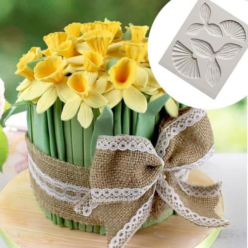 Maple leaf shape Silicone Fondant Cake Decorating Tool Cake Mold Pastry Tool Kitchen Baking Tool K082