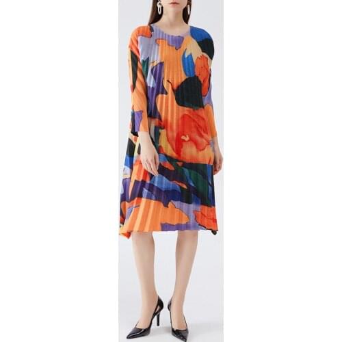 Issey miyake pleated pink long sleeve dress 21 autumn new printed loose light luxury folda larga size mid-length dress for woman