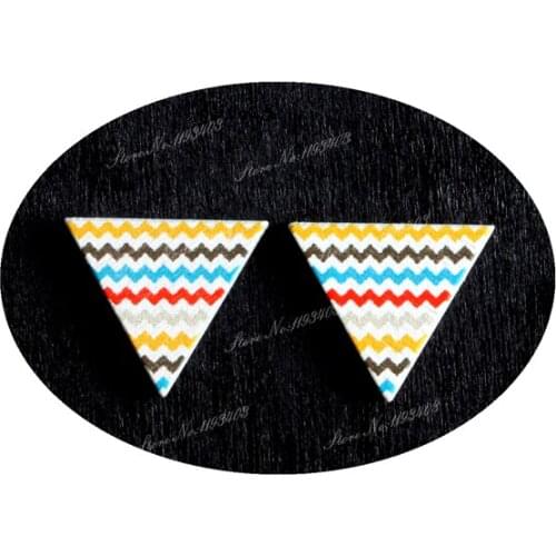 15 x 17mm Triangle Wood Laser Cut Cabochon beads to make DIY Rings, Earrings, Brooch, Necklace pendant