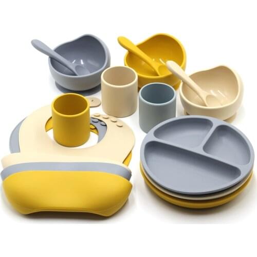 5Pcs/1Set Silicone Baby Feeding Divided Plate Tableware Waterproof Baby Learning Suction Bowl Bib Silicone Spoon Drinking Cup