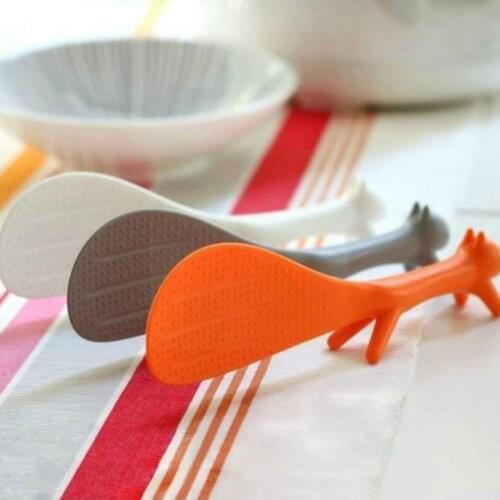3 Colors Cartoon Squirrel Spoon Non Stick Rice Paddle Ladle Meal Tools Kitchen Spoon Cooking Accessories Lovely T9P1