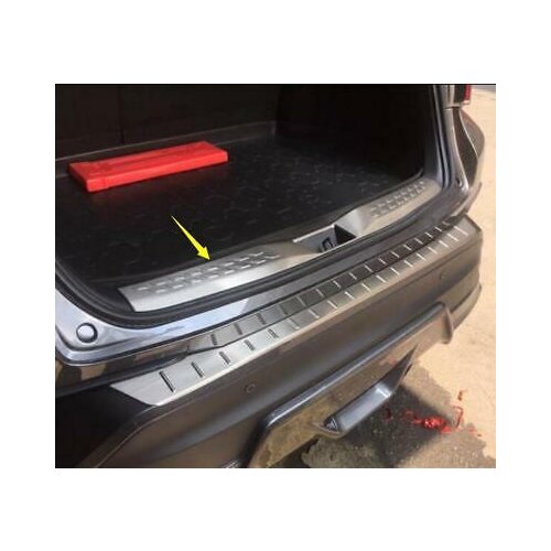 Steel Inner Rear Bumper Protector Sill Plate Cover 1pcs For Toyota C-HR 16 - 19