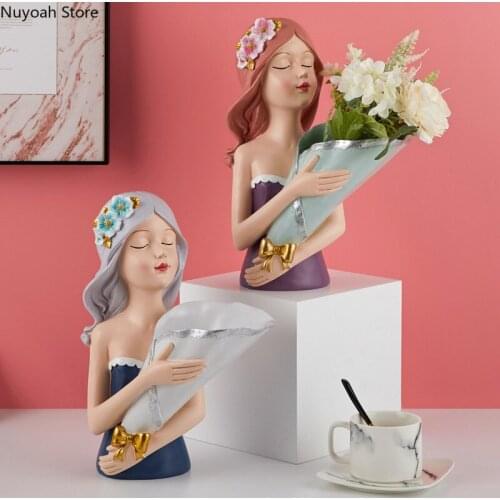 Creative Bouquet Girl Ornaments Nordic Table Flower Arrangement Accessories Modern Living Room Home Decoration Furnishings