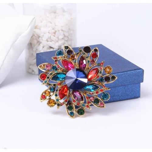 LUBOV New 6 Choose Big Crystal Decoration Metal Flower Brooch Round Pin Women Party Jewelry Fashion Costume Accessories