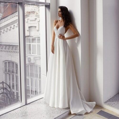 Chic Empire Satin Wedding Dress Sexy Sweetheart High Waist Bridal Gowns Spaghetti Straps Backless Brides Gowns