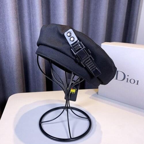 Black beret womens fashion British retro motorcycle style personality fashion painter hat chain beanie wholesale