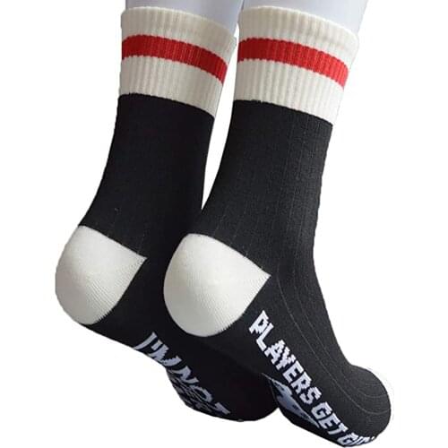 Cheap wholesale men cotton socks Casual letter printing game socks High quality autumn and winter socks Global Drop shipping