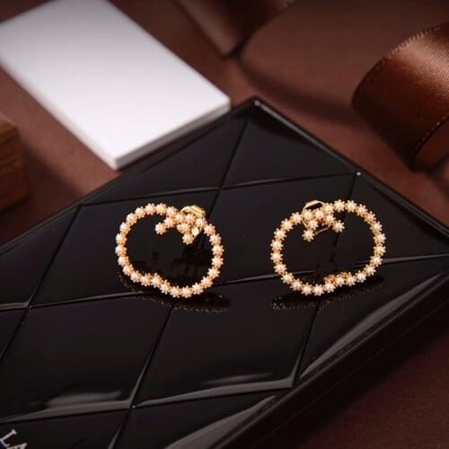 Classic Retro Style Earrings Brand Designer Womens Earrings Luxury Gift Box