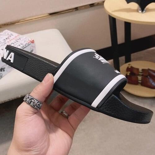 Summer Slippers For Men Genuine Suede Leather Men Outdoor Wear-resisting Soles Casaul Flats Loafers Runway Party Dress Shoes