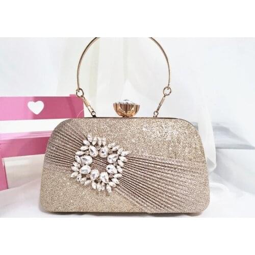 Luxury New Design Women Handbags With Diamonds Ruched Day Clutch Golden Metal Evening Bags Wedding Purse