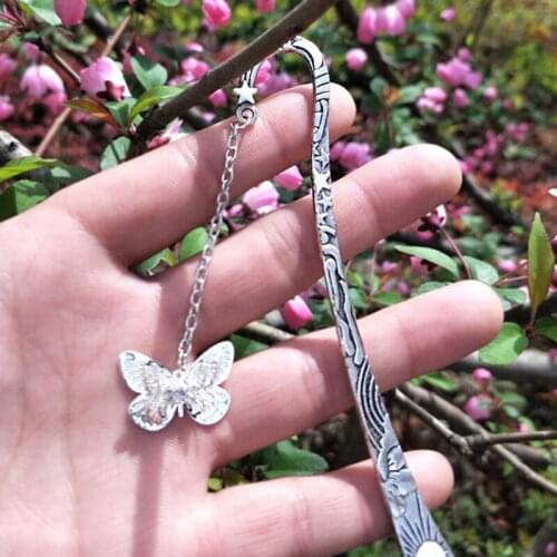 Creative Luminous Glow In The Dark Butterfly Dragonfly Bookmark Book Marker Stationery DIY Bookmarks Gift