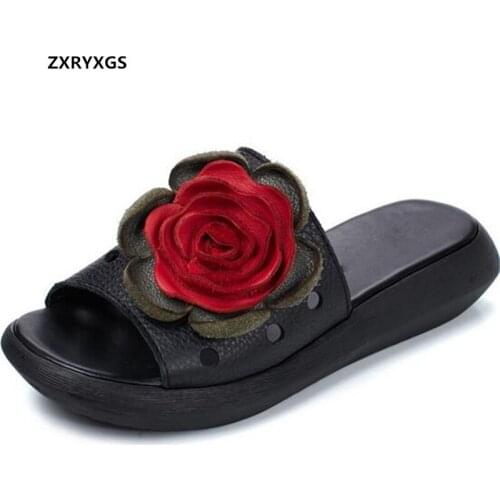 HOT 2021 New Open Toe High Quality Cowhiode Hole Shoes Summer Womens Slippers Classic Flowers Trend Shoes Fashion Sandals Flat