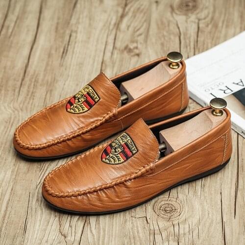 Leather Totem Comfortable Casual Mens Shoes New Summer Breathable Driving Shoes A Pedal Soft Sole Casual Driving Peas Shoes Men