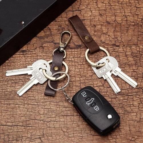 New Fashion Genuine Leather Women Small Gift Retro Handmade Purse Keychain Car Key Ring Holder Wallet Arts and Crafts for Men