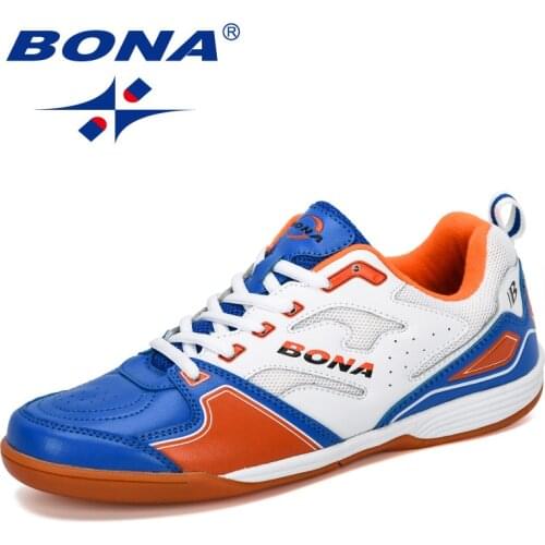 BONA 2019 New Designer Men Soccer Shoes Outdoor Training Football Boots Man Sport Sneakers Athletic Shoes Male Leather Comfortab