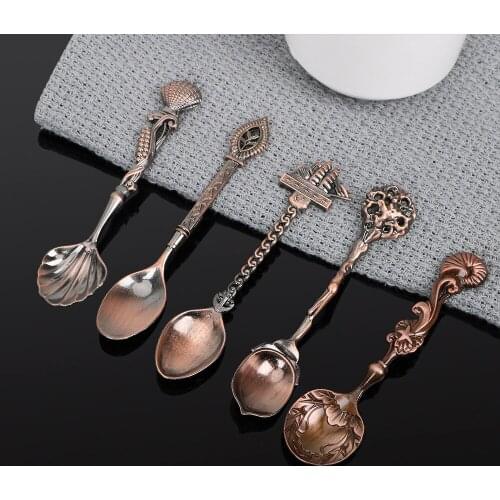 For Snacks Party Vintage Royal Style Small Tea Coffee Spoon 5pcs/set Stainless Steel Spoon Sets Ice Cream Dessert Spoon Carved