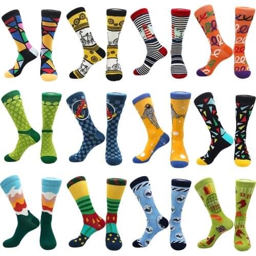 2021 autumn and winter new products mens cotton socks personality funny cartoon geometric breathable sports socks mens