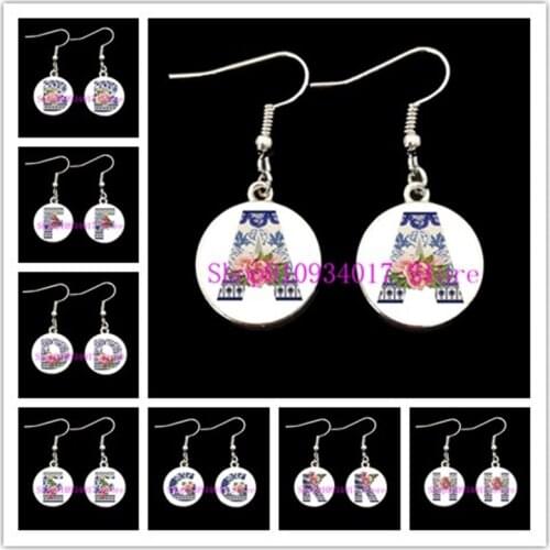 A-Z blue and white porcelain letter round glass earrings 26 English letter girl pendant round glass decorative earrings