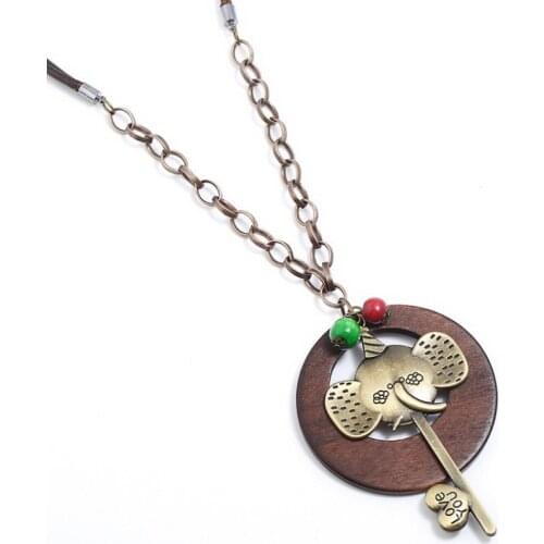 Vintage Fashion Retro Women Long Necklace Cute Elephant Charms Big Round Wood Pendant Casual Sweater Chain Bid Statement Jewelry